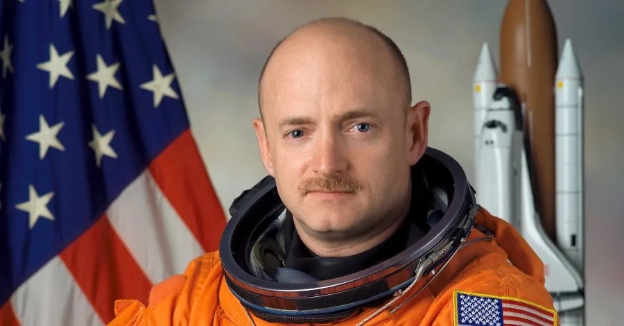 mark kelly se torna o 4 astronauta eleito para congresso dos eua