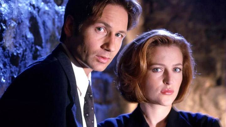 Ex funcionário do pentágono afirma que o FBI está investigando ovnis a muitos anos 2 xfiles ms