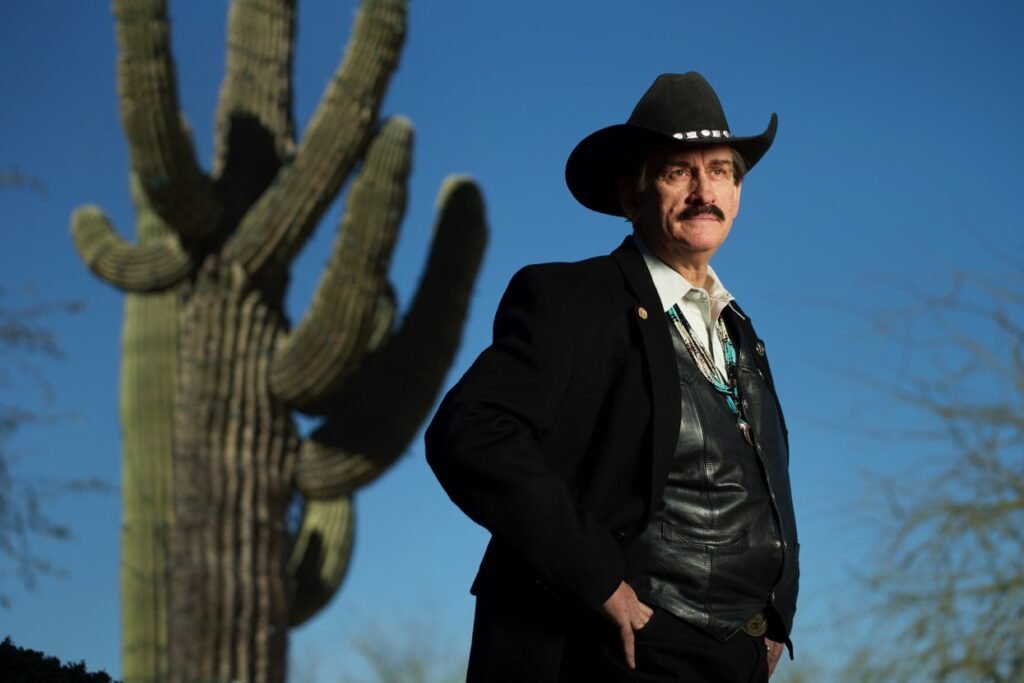 MV5BYmI4NWU1ZmYtMzQ2Zi00MzQ0LWFlOGMtNTQwMzVjNmFjYzQ0XkEyXkFqcGc@. V1