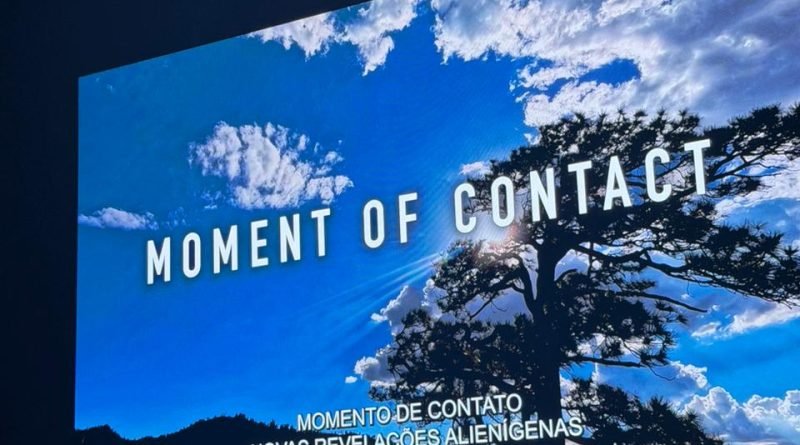 E a notícia ufológica mais importante de 2025 foi... 8 Documentario Moment of Contact New Revelations of Alien Encounters 5 800x445 1