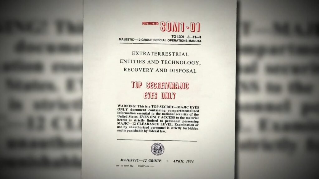 BOMBA! Denunciante revela que arquivos secretos do MJ-12 sobre UFOs são reais! 3 MV5BODA1MTg4NmQtMmUzZC00OGYyLTkzMDItMzcyNWZkOGY5M2E0XkEyXkFqcGc@. V1