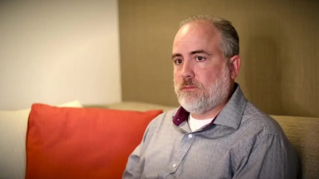 Jay Stratton é um dos mais experientes caçadores de UFOs do governo dos Estados Unidos. Fonte: KLAS