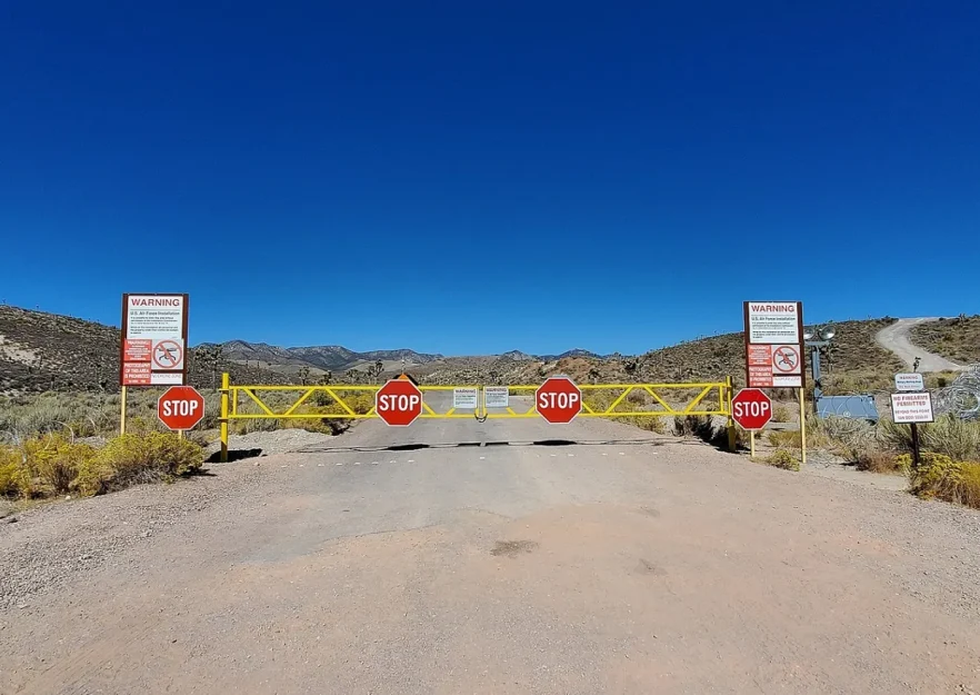 1_fyF35Iz0Q2HgNrUp1ASD5Q