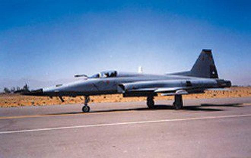 O General Hern&aacute;n Gabrielli Rojas afirmou ter observado um gigantesco UFO enquanto realizava um v&ocirc;o no norte do Chile, em 1978, a bordo de um avi&atilde;o F-5