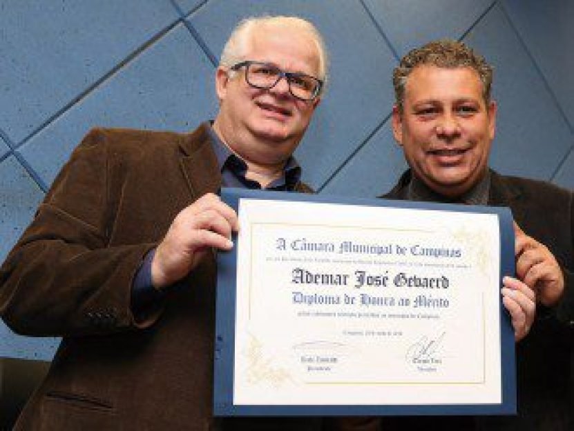 165 viagens representando Brasil