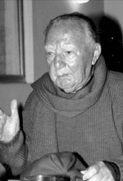 Osvaldo Pedrosa, ou Dino Kraspedon, preconiza o destino da Terra