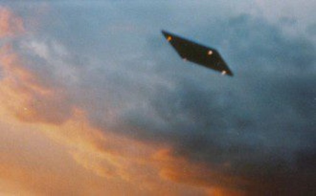 UFO triangular, cada vez mais comum