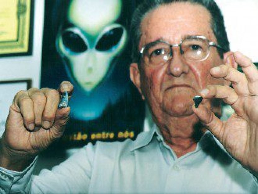 Athayde foi um dos mais combatentes uf&oacute;logos brasileiros