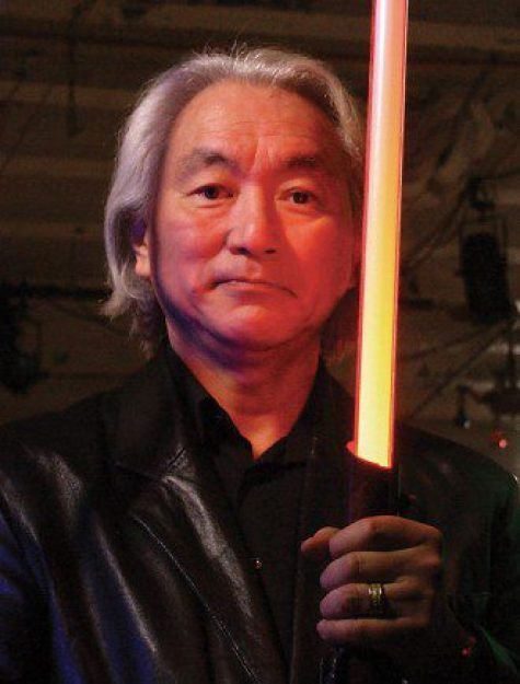 Kaku assumiu uma postura que poderia ser imitada por mais alguns cientistas...