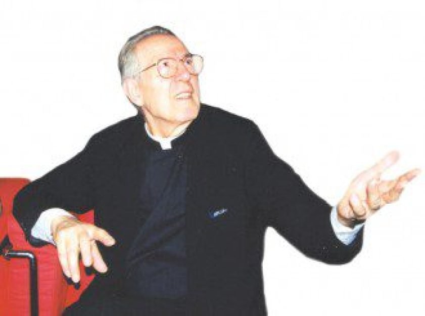 Monsenhor Balducci, autoridade do Vaticano que admite a exist&ecirc;ncia dos UFOs e sua origem extraterrestre