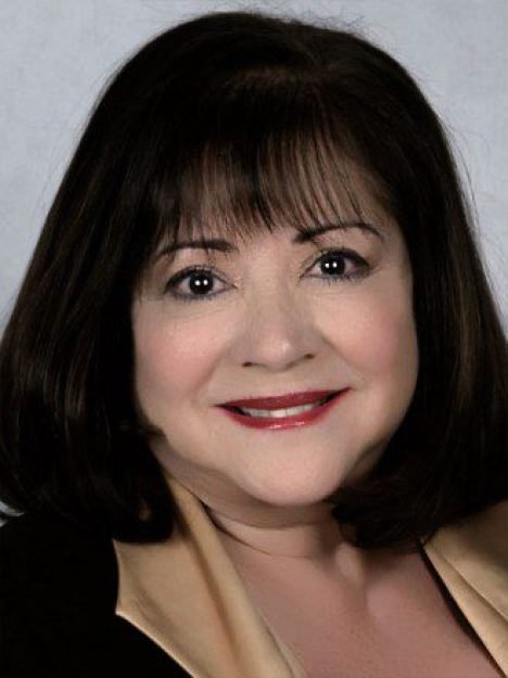 A terap&ecirc;uta e pesquisadora norte-americana Yvonne Smith, especialista em abdu&ccedil;&otilde;es, impressionou os leitores